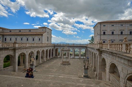 21bites at ANTICOntemporaneo