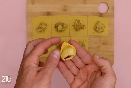 Grasshoppers and potatoes Tortelli