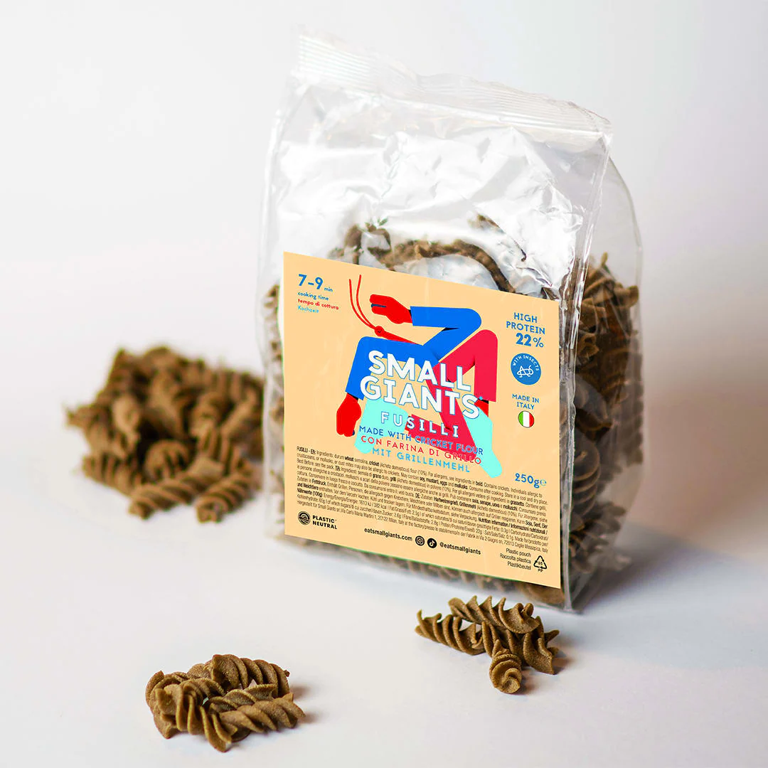 Small Giants - Cricket pasta fusilli